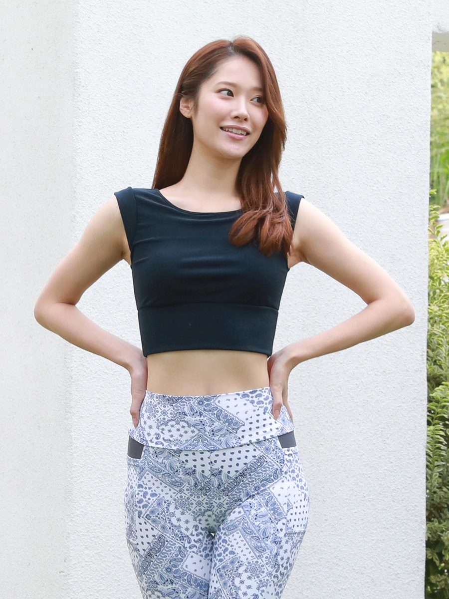 ALBOVE リブ素材プチスリーブブラトップス リブ素材プチスリーブブラトップス(253013)｜ヨガ＆パフォーマンス