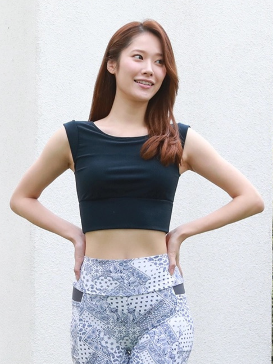 プチスリーブブラ｜ヨガ＆パフォーマンスウェアのALBOVE(アルヴォーブ)