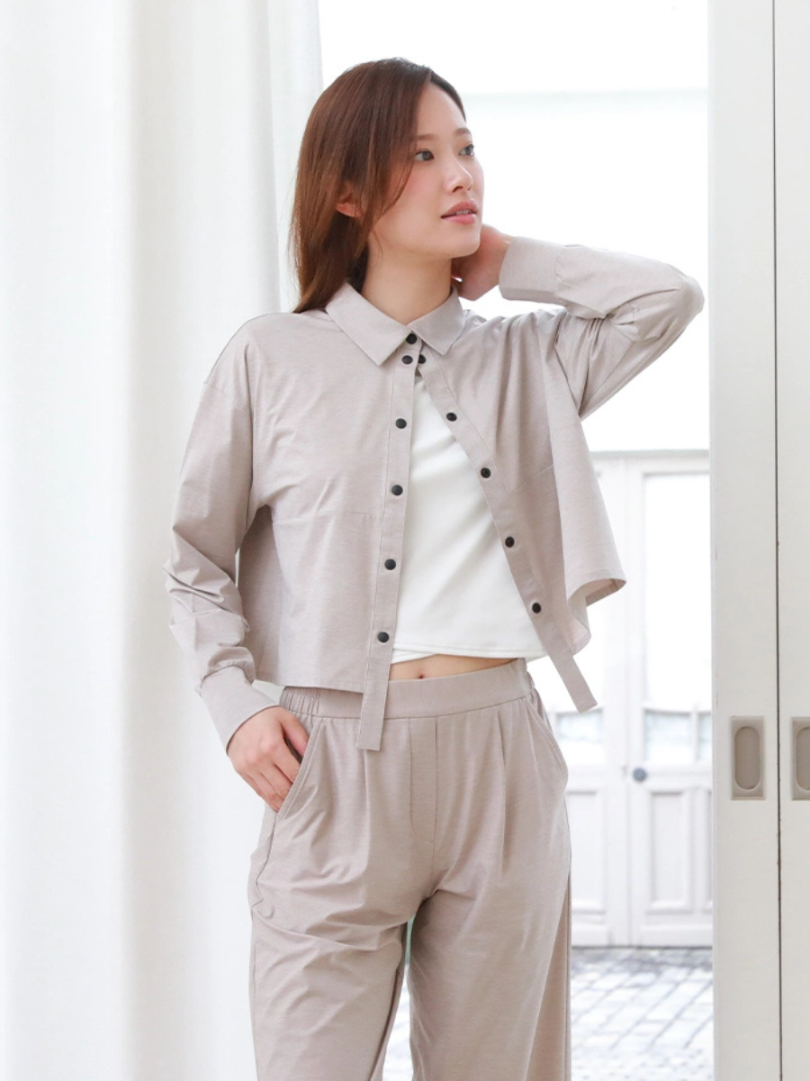 水陸両用ヨガウェア｜ヨガ＆パフォーマンスウェアのALBOVE(アルヴォーブ)